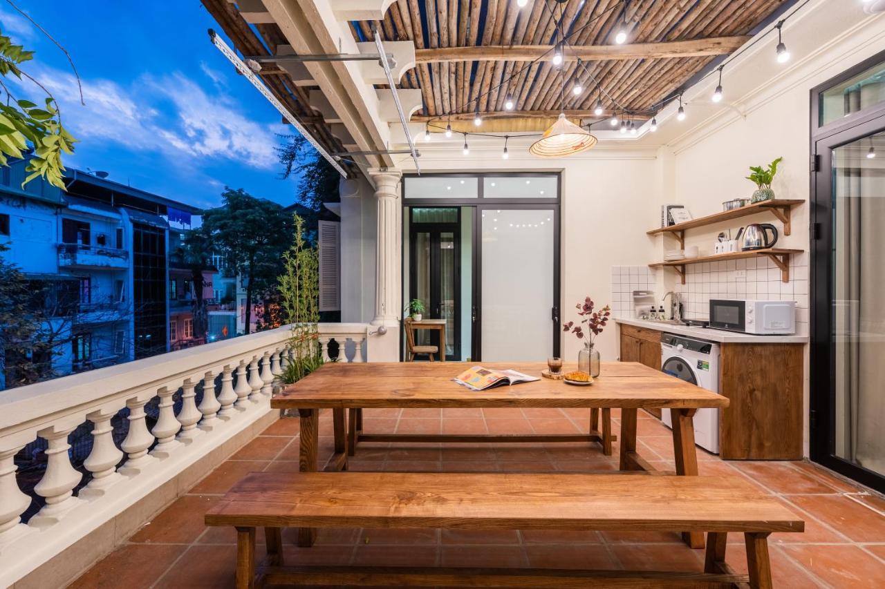 Nyna House - Rooftop Garden - Egg Coffee Class Apartment Hanoi